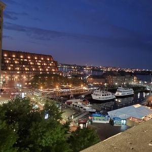 Meet your Posher, Tylor